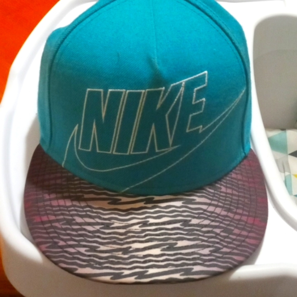 Nike snapback brand new